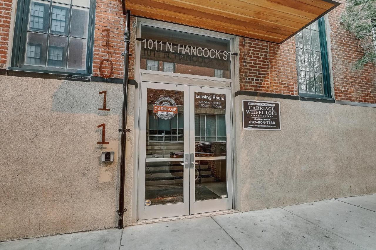 Frontdesk I Carriage Wheel Lofts Apts Philadelphia Apartment Ngoại thất bức ảnh